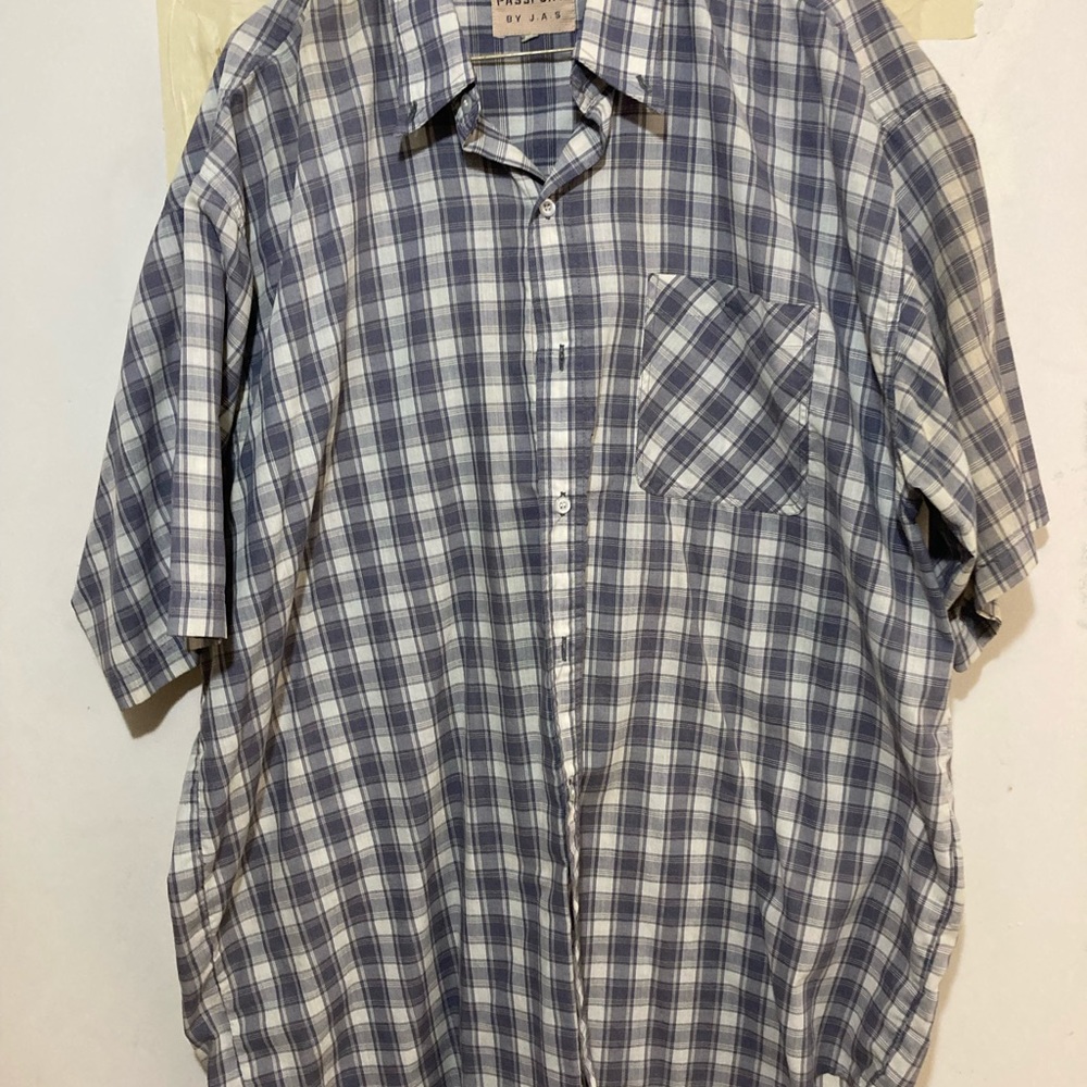 Men’s button down - Picture 3 of 5